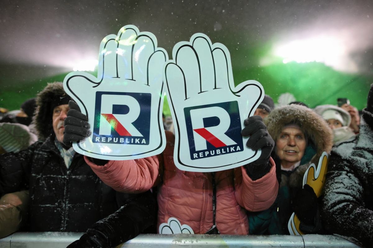 Jaka piękna katastrofa😂😂😂
TV Republika szuka pieniędzy na przeżycie🤭
Jeden z możliwych scenariuszy zakłada, że Krajowa Rada Radiofonii i Telewizji uruchomi procedurę windykacyjną‼️
TV Republika otrzymała naziemną koncesję błyskawicznie, z pogwałceniem procedur. 😡
Teraz jej