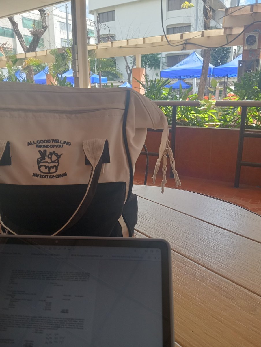 withyourlala's tweet photo. 📚📚 https://t.co/f0HIYfE9L2