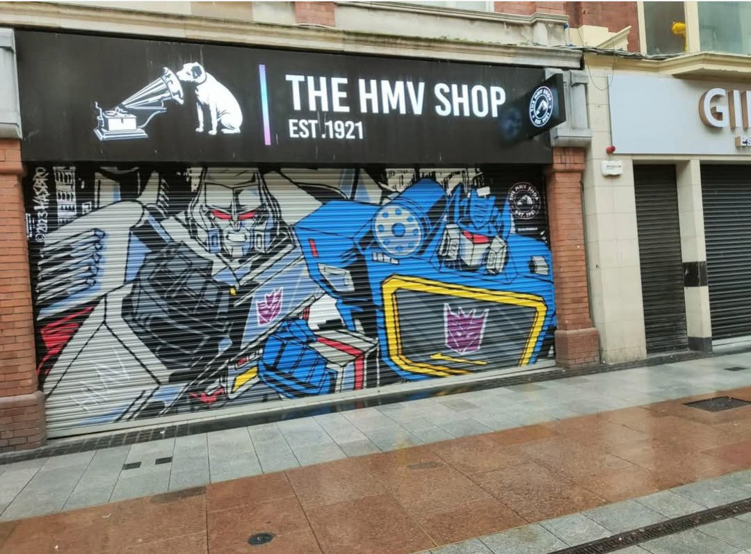 In Dublin, Ireland.

#Transformers #Megatron #Soundwave