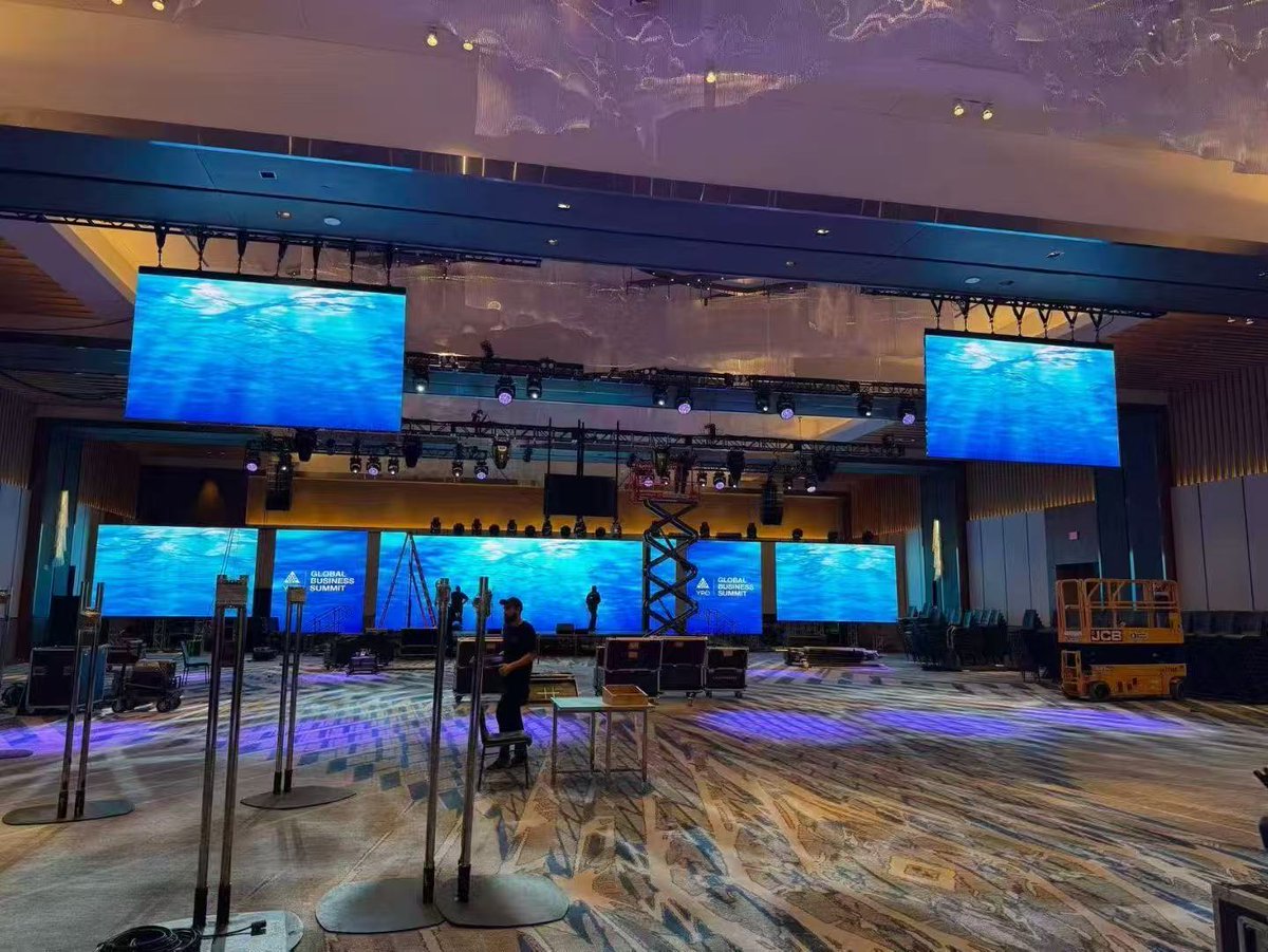 Feedback from customer!
P2.976 Indoor GOB led panels
#leddisplayscreen #ledscreen #customized #ledvideowall #ledpanel #ISLE #ISE #LEDShow #events
more details please contact Tracy now:
Email: tracy@szscree.com Call/WeChat/WhatsApp: 0086-18316843344 / 0086-13425244569