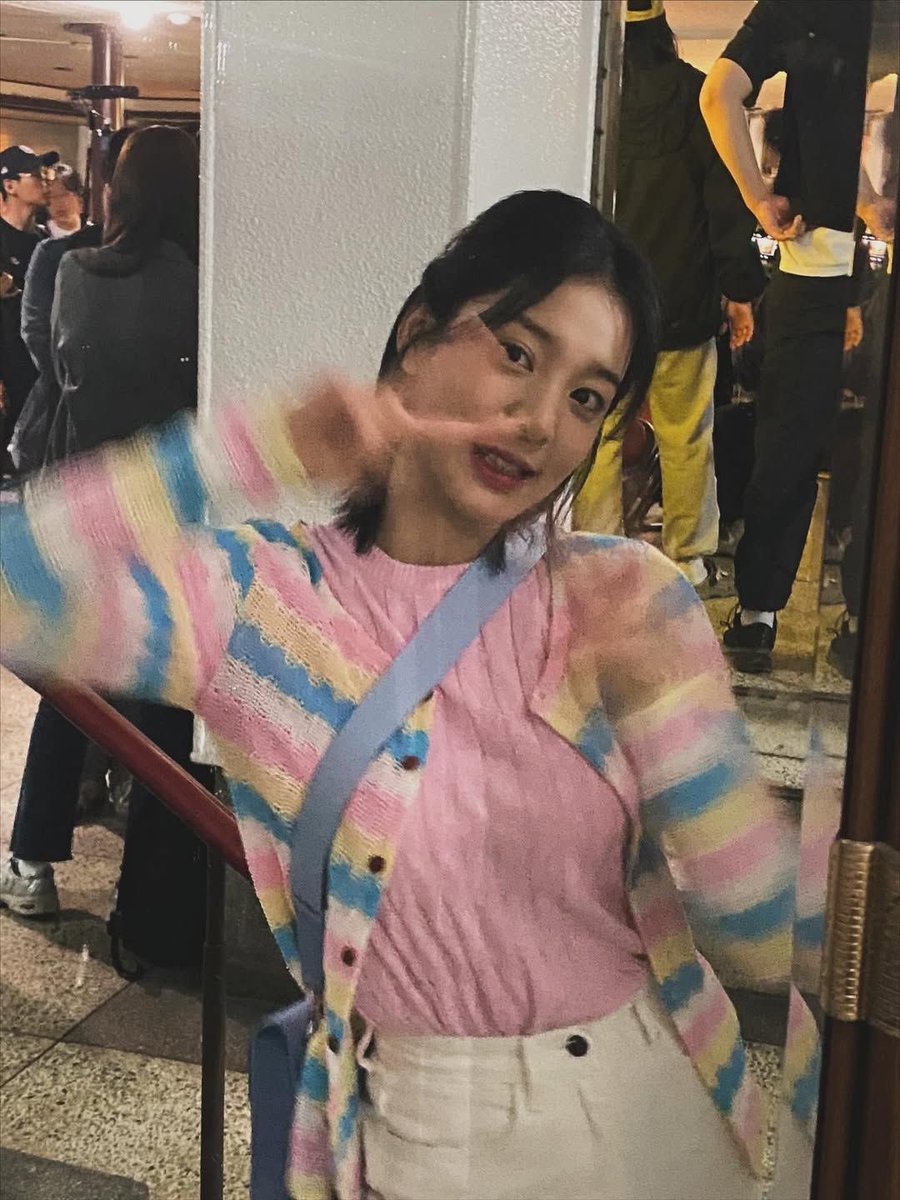 semumerona's tweet photo. ㅤ 
&amp;&amp;. Loh ternyata Kalana dan aku sama. Manusia setengah sal—mon? 
ㅤ https://t.co/qjzzs5wxFV