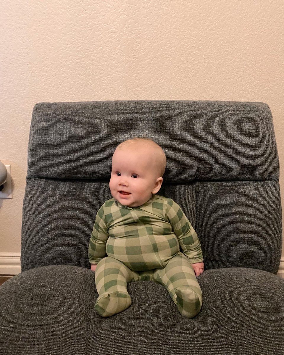 kiersten 🍄 tweet media