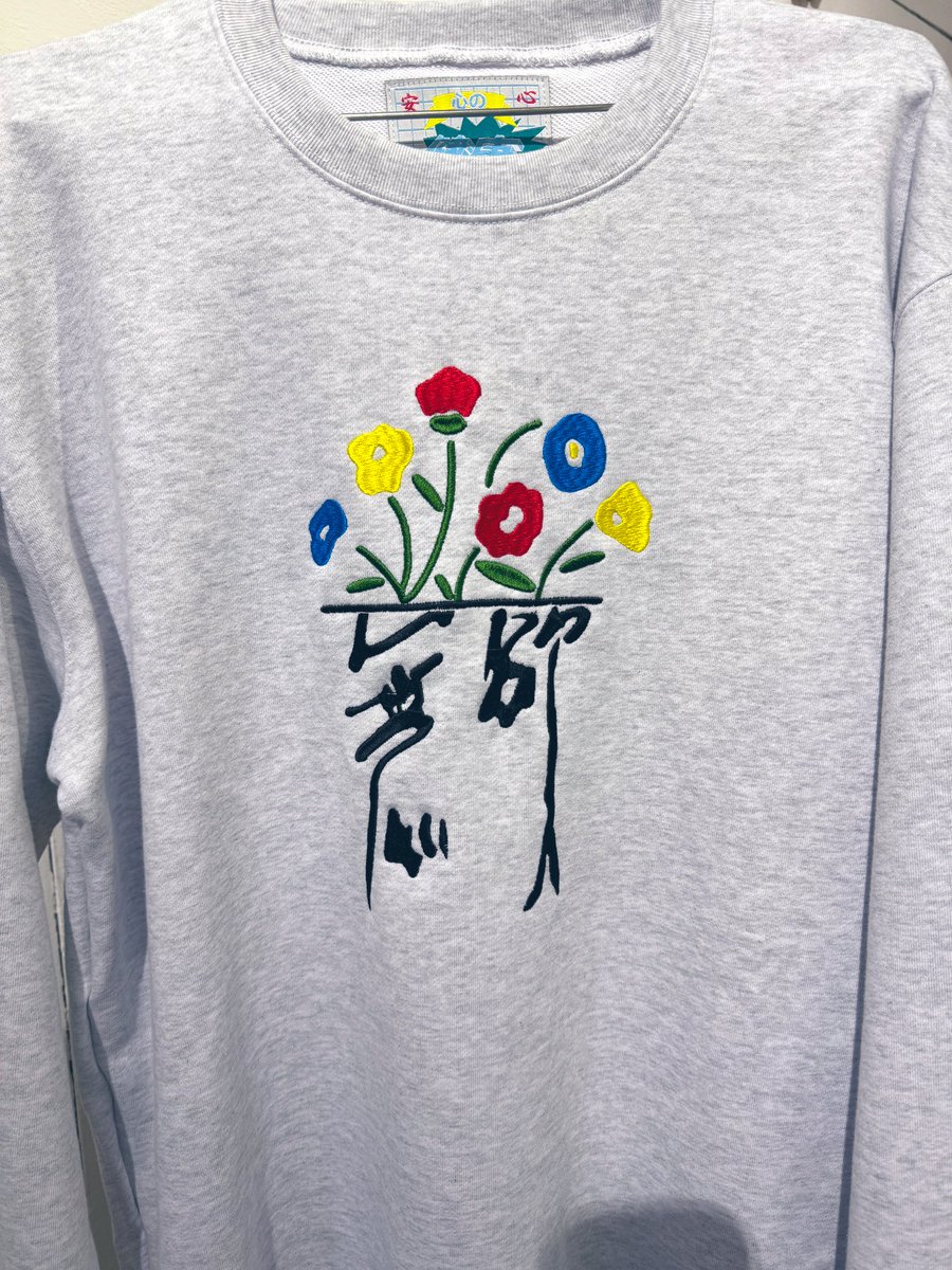 mograggarage's tweet photo. ホリヒロカズ個展「E と Z」wear pop up本日もオープン☀️SAUと健康（ヘルシー）のアーカイブも充実！お好きな図案、サイズ、ボディでオーダーもできますので、絶対に欲しいものが手に入ります。この機会をお見逃しなく。本日も20時まで。https://t.co/nGjmmp08L3 https://t.co/JC5xrKGPfQ