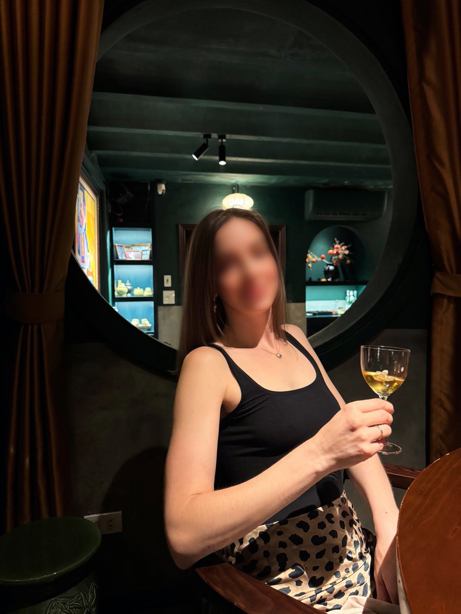 datesutton's tweet image. POV: you took the plunge and made the dinner date