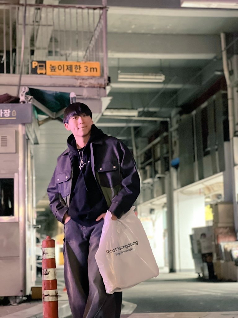 junojuno1560's tweet image. #코스어분들_일반인일때_코스어일때
코스나 일반인 이나 비슷하네요~(전혀아님)