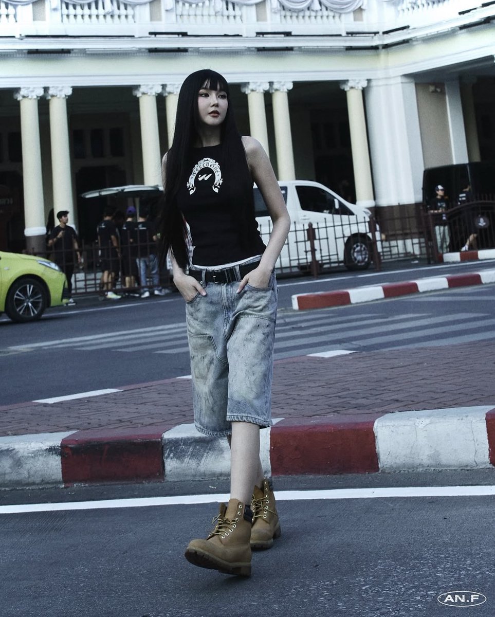 YinOFFICIALTH's tweet image. Drop 2
AN.F Baggy Jeans
Price 1,990 Baht

AN.F JORT JEANS
Price 1,690 Baht

Available NOW in-store at Freak, Siam Square Soi 7
Also Available on TODAY (starting from 11:11 AM) via LINE SHOPPING and Shopee.

cr. anwyll .co
#ANF
#MidnightBakeryCollection
#ANWYLL x #freakth