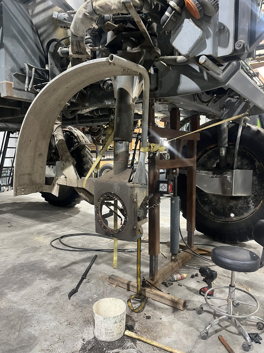$500. two big orings and two metal rings. I guess they figure i should be thrilled....being Deere refuses to sell the tool to take the hub apart, no dealer keeps the tool, and the manufacturer will only sell the tool to the dealer; forcing most guys to buy a $9000 complete hub.