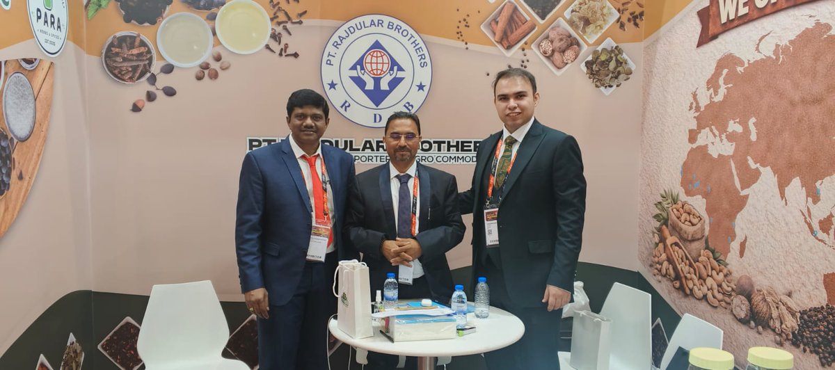 RajdularBrother's tweet photo. Gulfood 2026 | Day 1

Visit our stand to explore our premium selection of Indonesian spices, gums, nuts, beans, oil and discover how we can support your sourcing needs with reliable supply and consistent quality.

Let’s meet, connect and build new business opportunities together! https://t.co/8I1PIbGyiP