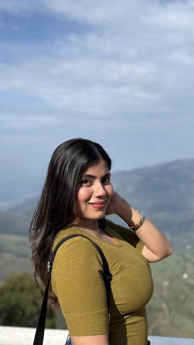 Nidhi Chaudhary tweet media