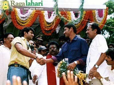 SShanthReddy's tweet photo. #Prabhas #Eshwar #RebelWood https://t.co/XrVgj9Ip3a