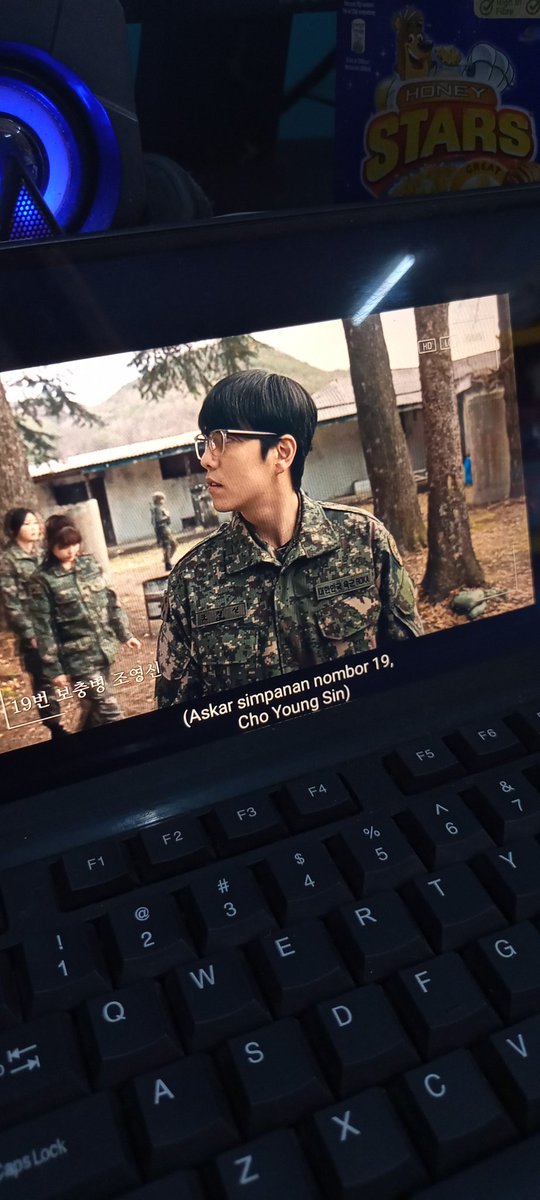 nonton bertugas selepas sekolah