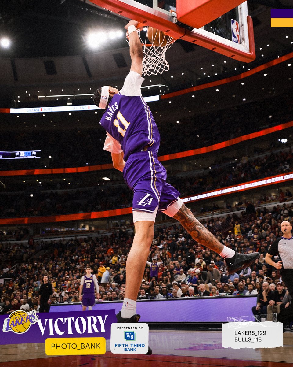 Stack another road W
@FifthThird | Victory Photo Bank