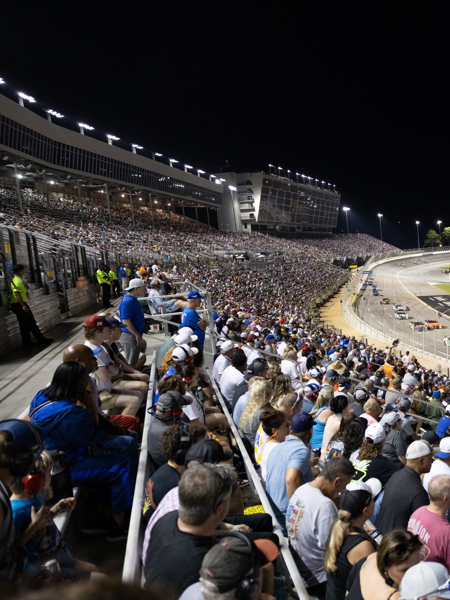 Quaker State tweet media