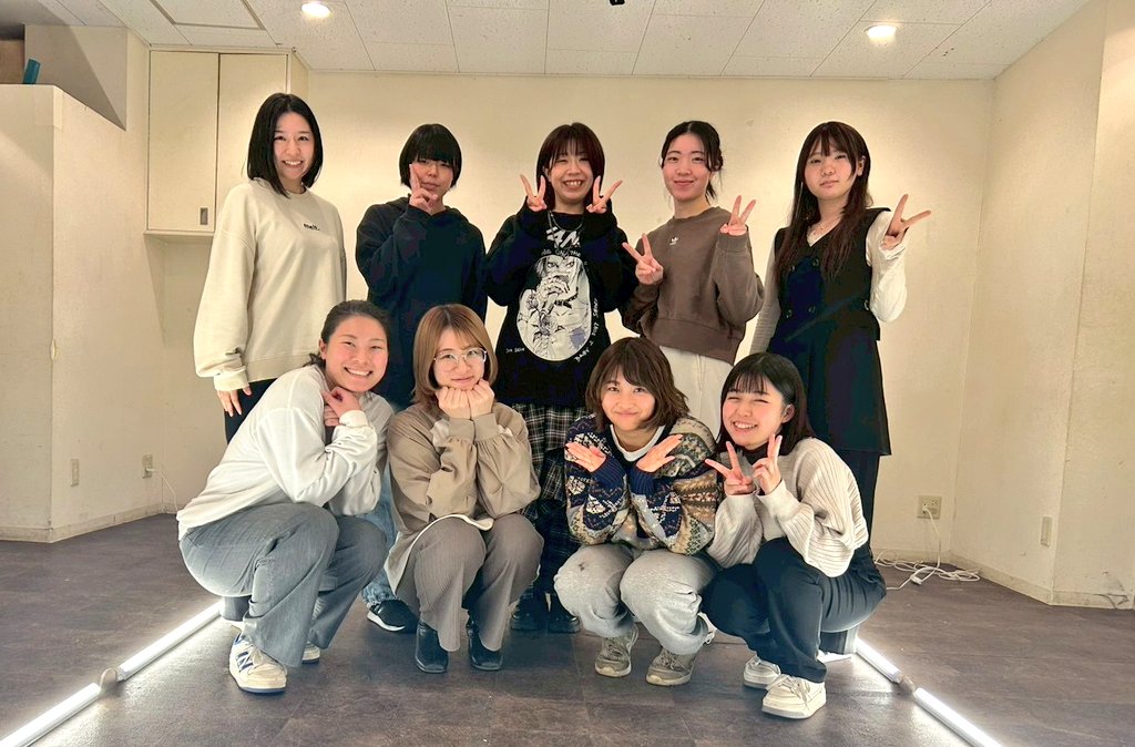 ＃明日もう2026 おかげさまで初日を迎えます🙌
顔合わせからわずか14日！わずかだけどわずかじゃなかった14日！
ご来場お待ちしております。

開場 19:10
開演 19:30
上演時間 75分

🎟️ticket.corich.jp/apply/430086/0…