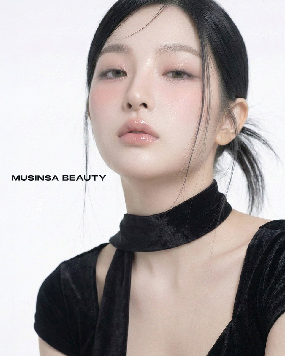 🖤 오헤이오 무신사 입점 기념 #RT이벤트 🖤

여러분!!!!!!! 
오헤이오가 무신사 뷰티에 입점하게 되었어요~!~!~! 
박수 ~~~ 👏🏻👏🏻👏🏻

최근에 오헤이오 듀 스틱 판매량이 좀 올랐더라구요?!?!? 
그런 김에 무신사 뷰티 입점 기념! 지기가 쏜다!!!!!! 

5분 추첨해서 
오헤이오 언리얼 글로우 듀스틱