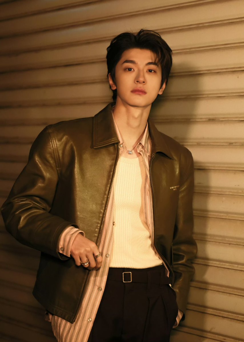 Lin Yi 林一 Archive tweet media