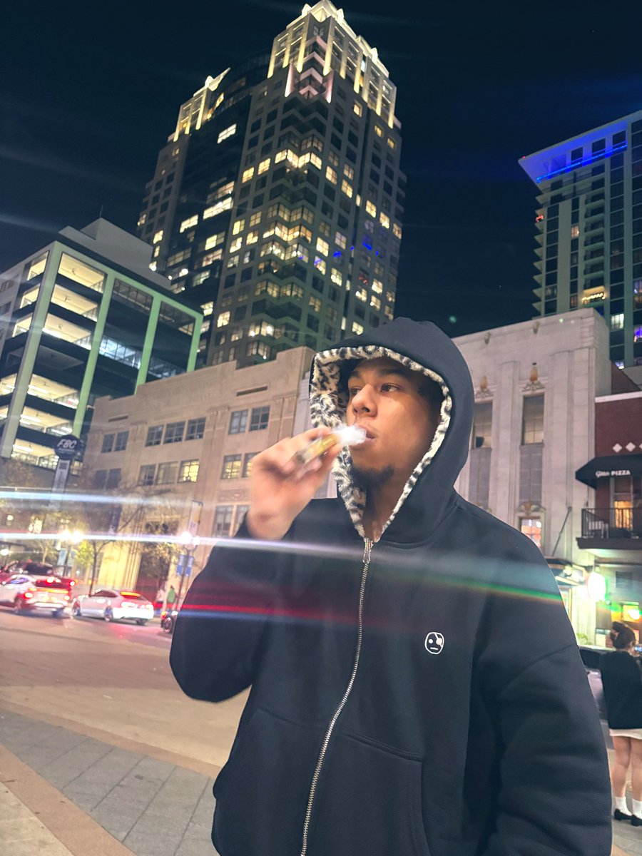 ANAXIMANDER 🛫🇩🇴 tweet media