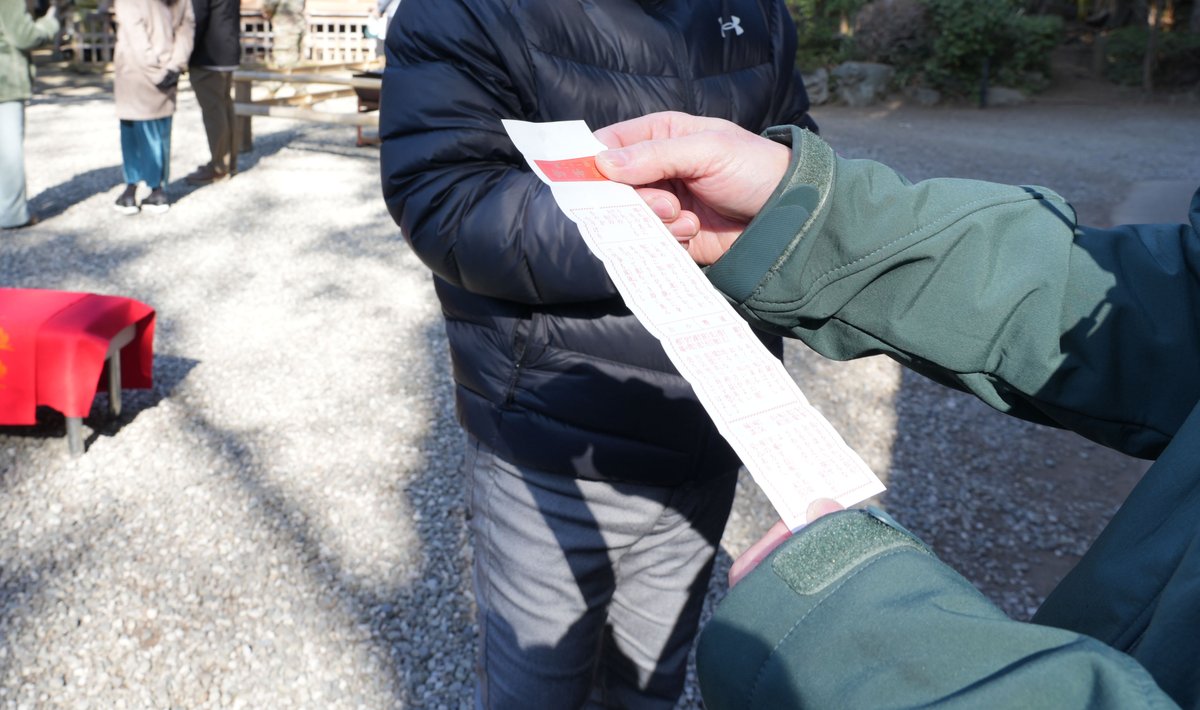 寒い冬晴れのキャンプ座間です☀️
キャンプ座間に勤務するJEDスタッフは、少し遅めの初詣のために座間神社へお邪魔しました⛩️
日本の文化や伝統を知ってもらえ、コミュニケーションの活性につながる機会となったようです。

#JED #USACE #米陸軍工兵隊