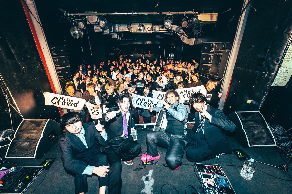 あらや tweet media