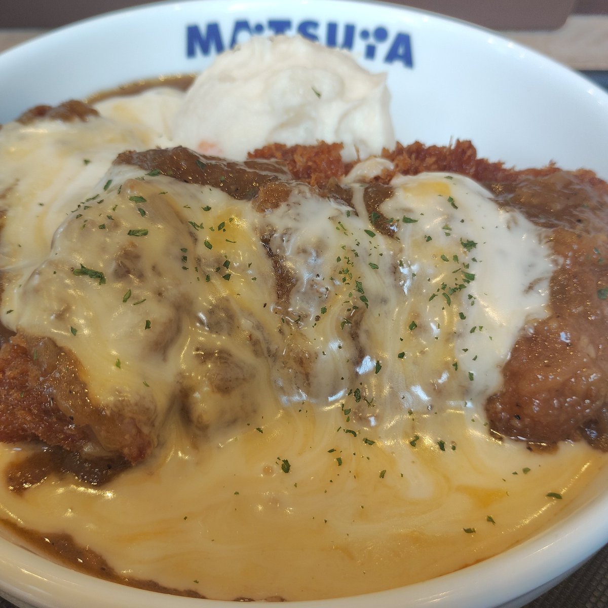 あーる tweet media