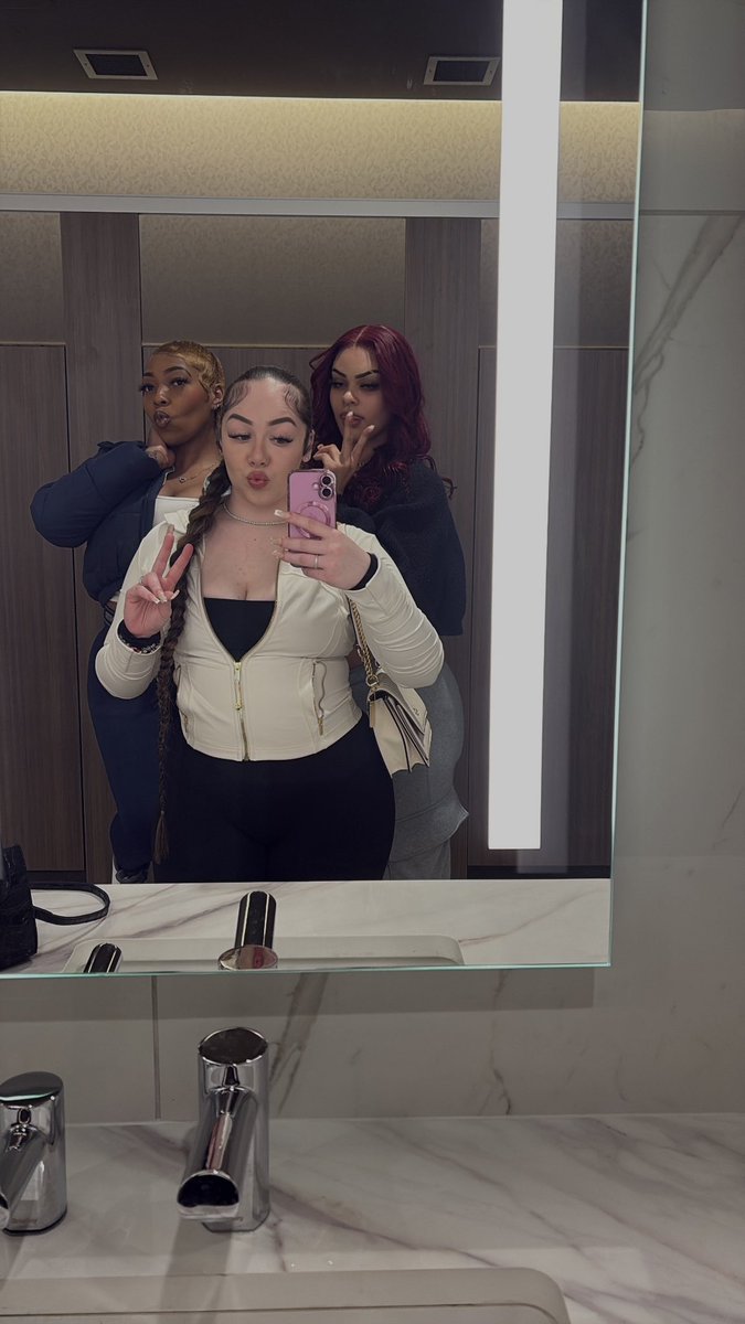 The Rockstar🎸❤️‍🔥 tweet media