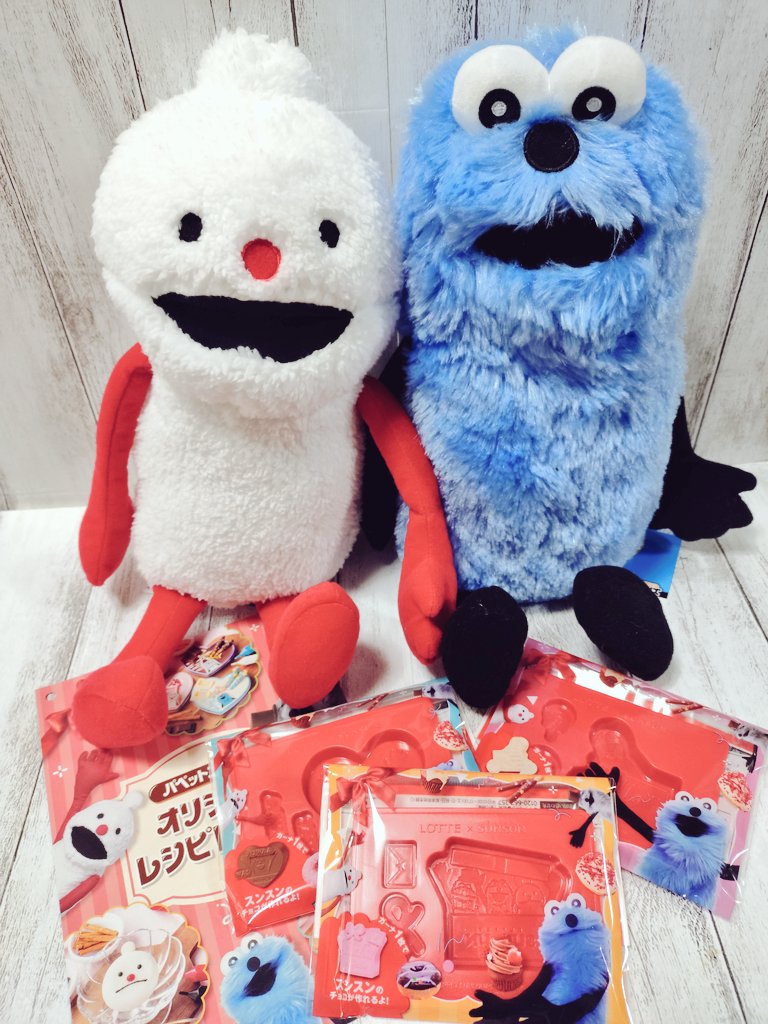 スーパーに買い物に行ったら #パペットスンスン のチョコ型発見‼️3種類もらってきた〜😊✨
(板チョコ3枚買うと1個貰えるよ🍫)

買った板チョコで作ってみよっと🤤

人気がすごすぎてﾋﾞｯｸﾘ😳❗️
わが家のｽﾝｽﾝずはほとんどｹﾞｰｾﾝのﾌﾟﾗｲｽﾞです^^;(毛並みはお店のより若干ﾜﾙｲｶﾓ❗️)