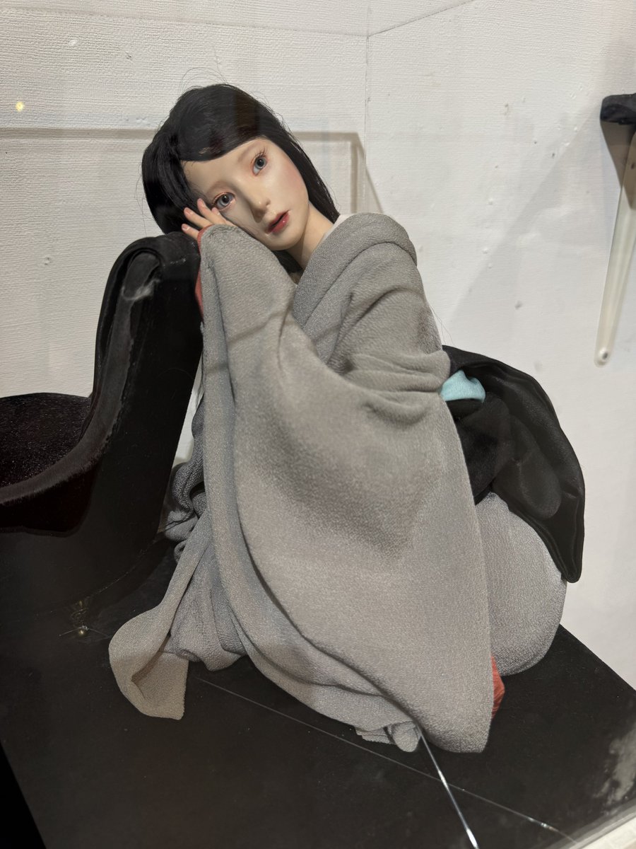 spanart_gallery's tweet photo. 《 Wonder Doll in Japan 2026 》
https://t.co/tO7deUXzHo

【 作品名 】
玉兎 Ⅱ

【 作家名 】
衣

#衣
#WonderDollinJapan2026

［ 開催日 ］
2026年1月24日（土）～2月8日（日）
※1月28日・29日、2月4日・5日 水・木曜休廊

［ 時間 ］
11:00〜19:00（最終日は17:00まで）

［ 会場 ］
スパンアートギャラリー
東京都中央区京橋２丁目５−２２ キムラヤビル3F