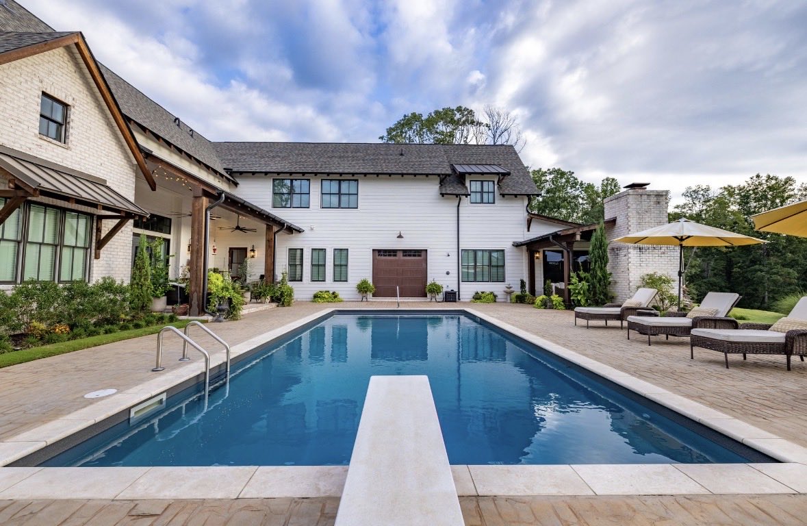 BeecoNewton's tweet photo. Intentionally relaxing.
Trusting the process. Releasing control. Creating space for clarity and purpose.

#interiordesign #designwithintention #southcarolina https://t.co/lKmiCkostd