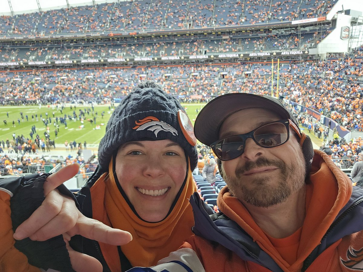 GaryFunkBroncos's tweet photo. I just gotta tell you all, the coolest thing I learned at the AFC Championship game, is that @IAMQUEENLATIFAH, is a @Broncos fan! My wife was fortunate enough to let her know how much she loves her. It was awesome. Focusing on the positives We have!
#WhatATeam
#BroncosCountry https://t.co/SsGsTpAX2h