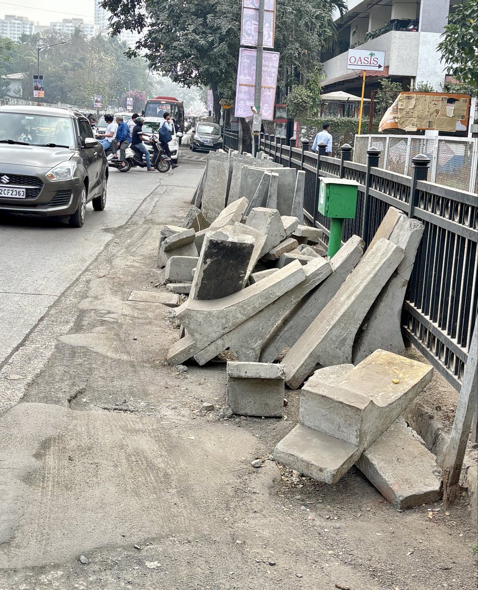 Roopesh Dhanawade™️ tweet media