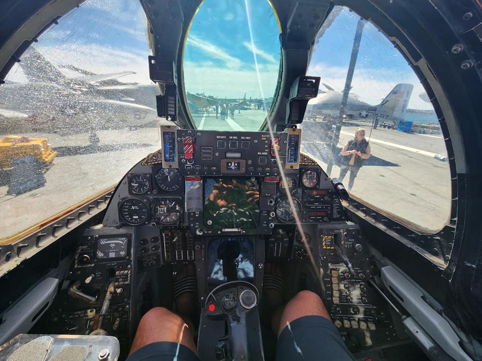 Tomcat Tuesday Guyz and Gals! Make it count and say Hi if you feel the vibe...