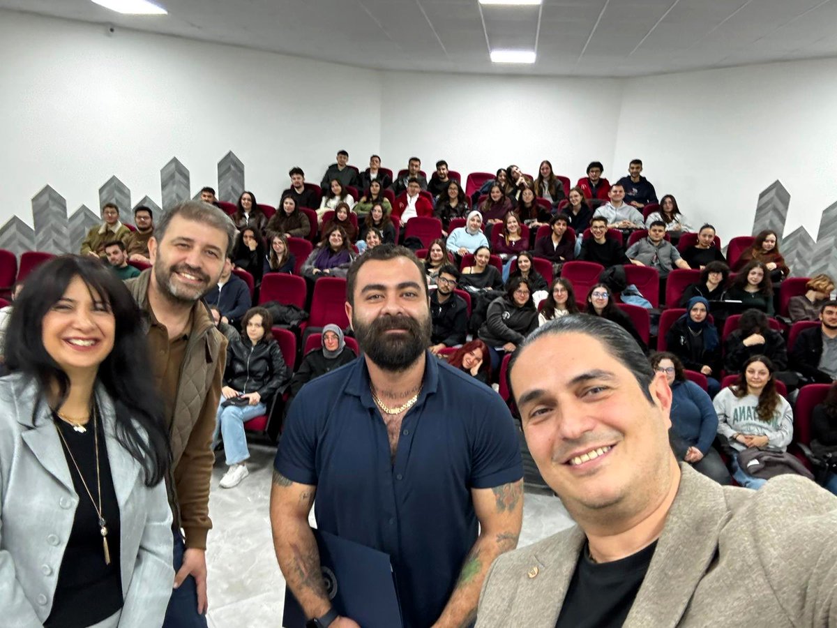 Kariyer Planlama Dersi Kapsamında “Veteriner Hekimliğinde Kariyer Basamaklarının Çoklu Yönleri” Söyleşisi Gerçekleştirildi
fakulte.adu.edu.tr/veteriner/tr/h…