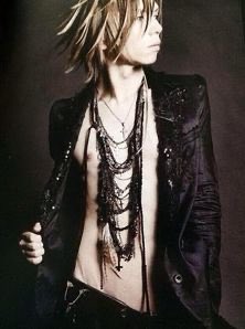 Bar_ABC_Tetsu's tweet photo. yasu様誕生日おめでとう！
良い１日を、1年をお過ごしください！
いつかお店に来てくれたら良いなーなんて願いつつ、、、明日のZEPP行きます！
整理番号700番台( ´ ▽ ` )ﾉ楽しみー

 #yasu   #林保徳 
#yasu性誕祭 
#JanneDaArc 
#acidblackcherry
#林保徳性誕祭
#TEAMABC
#Project暴れろ
#Janner https://t.co/AXrIyzgjjK