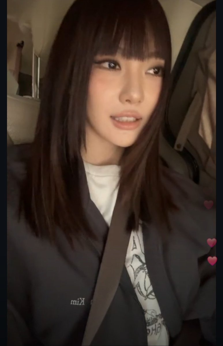 ชีอยู่กับมาดามมากไปปะวะ
ชีจือ..