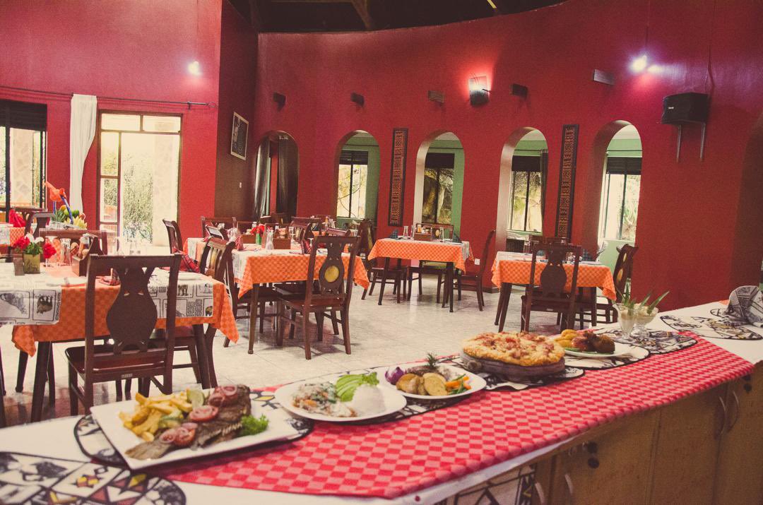 whitecastlearua's tweet image. Sometimes, the best part of the journey is where you stop to eat.

 #TravelEats | #FineDining