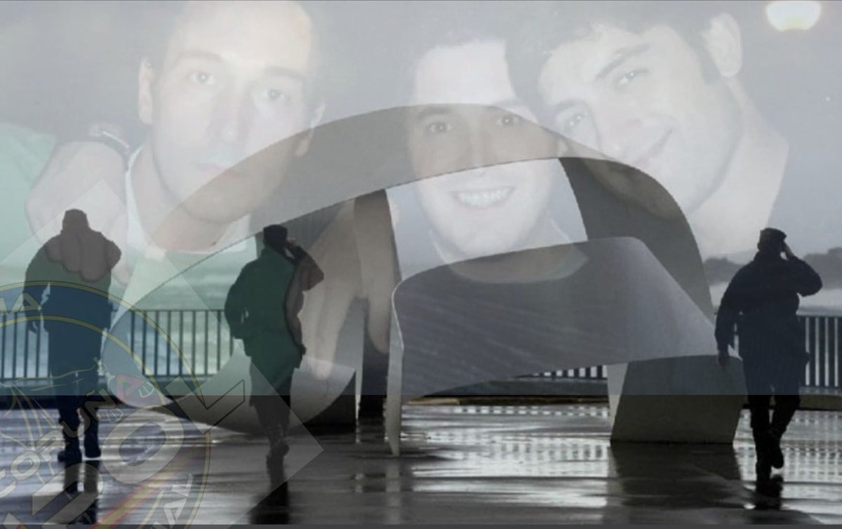 HistoryMattersX's tweet photo. 🇪🇦 #DOTD @policia #Spain
Friday #27January 2012, three heroes gave their lives to save a citizen at the beach of #Orzán, La Coruña, Spain.
👮♂️ They were Spanish National Police Men:
🌹Javier López López
🌹José Antonio Villamor Vázquez
🌹Rodrigo Maseda Lozano
🕯️#InMemoriam #RIP https://t.co/jMdUmqtdcV