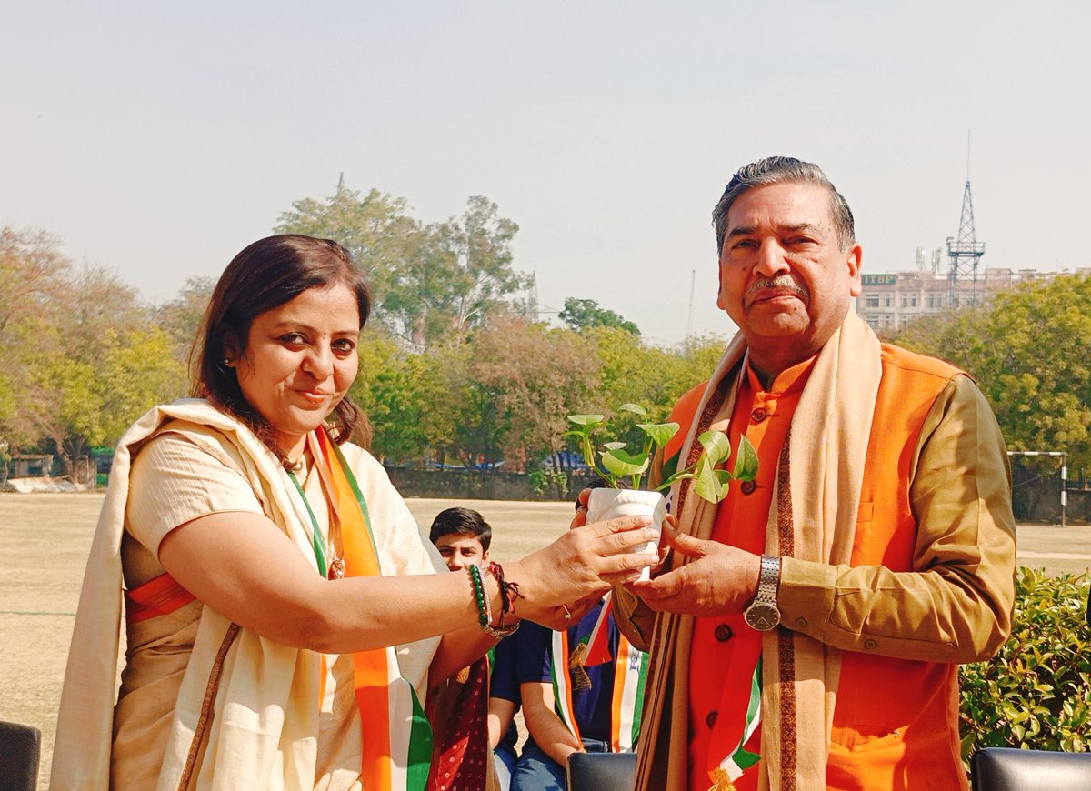 DSCEDU's tweet photo. Republic Day Celebration (Dyal Singh Evening College) https://t.co/DjUwfmnuYR