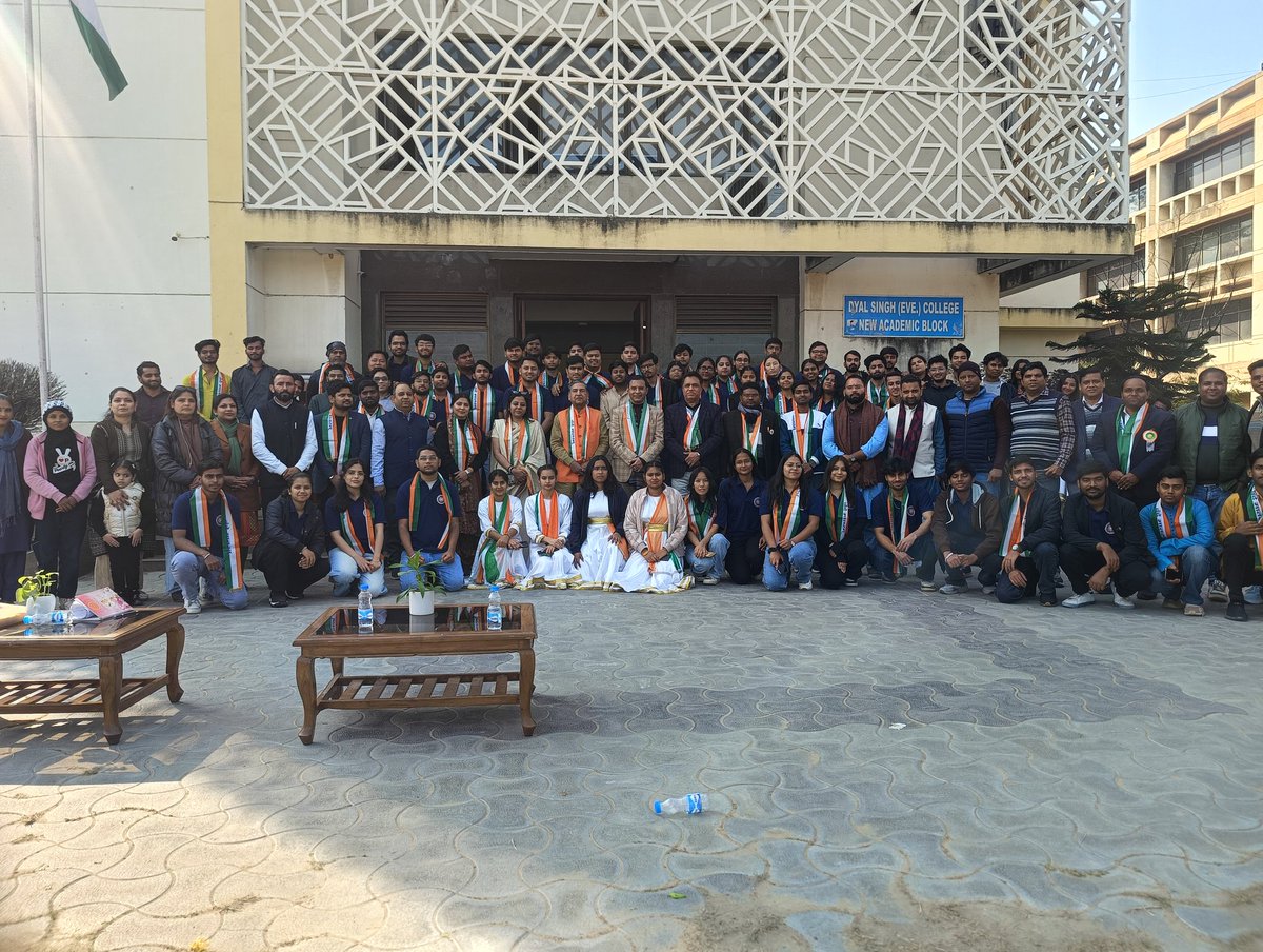 DSCEDU's tweet photo. Republic Day Celebration (Dyal Singh Evening College) https://t.co/DjUwfmnuYR