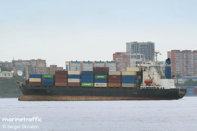 FlconEYES's tweet photo. SIDRA AHLAM 9108233
Buque portacontenedores

#Bingazi (#Libya)-#Mariel 
Qué trajo el @PartidoPCC desde Libya??🤔🧐

Capacidad: 1,471 TEU
Cala: 8.2 de 8.8m

#Now #Cuba #AIS #cubarcos #27Jan