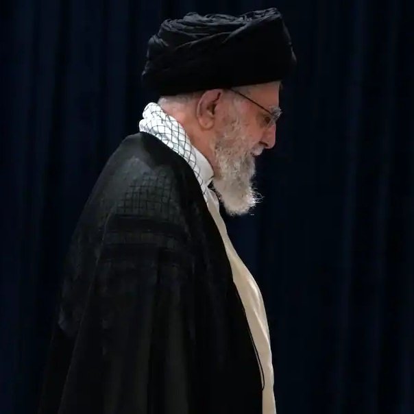 mohsn2288's tweet photo. JUST IN: According to The Economist, behind closed doors some Gulf officials are increasingly convinced that a large scale U.S. attack on Iran is plausible. They reportedly believe that if such a strike happens under Trump,
#DigitalBlackoutIran #bbvipks4 #Iran #IranRevol https://t.co/SmkydZPtOB