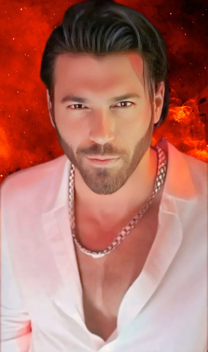 Feliz Martes YAMANAS 
💙💫💙💫💙💫💙💫💙

"Aléjate de la gente que trata de empequeñecer tus ambiciones." 

#CanYaman
#ElTurco  
#Sandokan