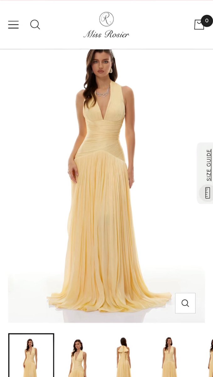 uudyis's tweet image. يجنن مره بس ليه ب 900؟