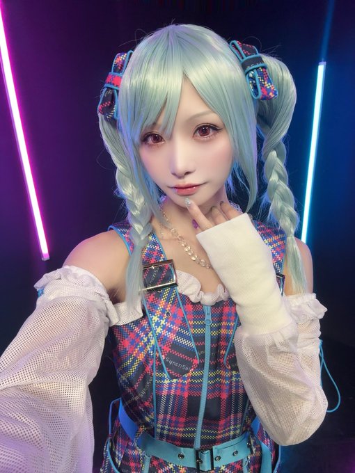 Twitterのコスプレ画像18