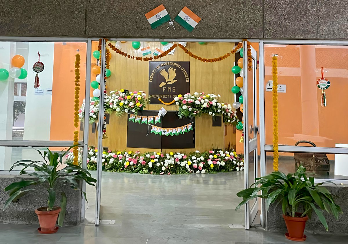 GmpFMSDU's tweet photo. Celebrating Republic Day with the GMP 06 cohort at FMS! ๐ฎ๐ณ
The morning was marked by the ceremonial lighting of the Diya, the National Anthem, and a cake-cutting with our Dean and faculty followed by high tea.
#FMSDelhi #GMP06 #RepublicDay2026 #LifeAtFMS #fms #Defence https://t.co/FOJ3HacSAi