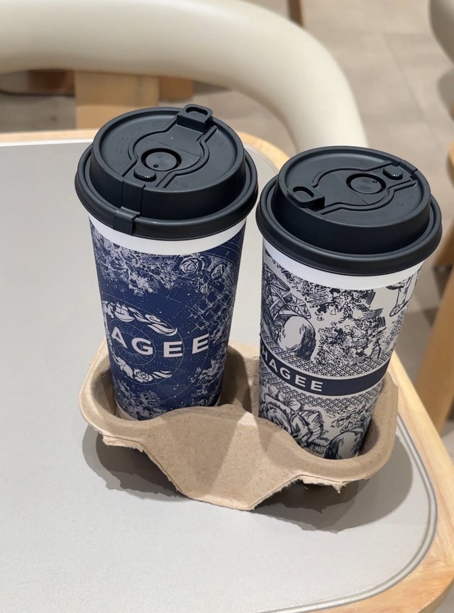 swextdemon's tweet photo. my fav ever 😭😭😭

- teazzi kalo cari creamy &amp; teh nya pas (ak selalu sugar 30%)
- chagee kalo mau yg light, ngga manis &amp; teh nya wangi
- molly tea kalo cari teh wangi, creamy &amp; cream nya light (enak bgt! les sweet ttp)
- tiaala kalo cari yg murce, wangi tp enak (les sweet) https://t.co/7wqDQdtmZ5