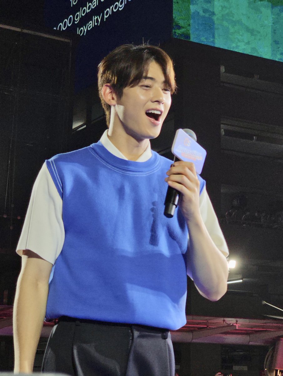 nuuploy's tweet image. Cha Eunwoo Hwaiting!!!