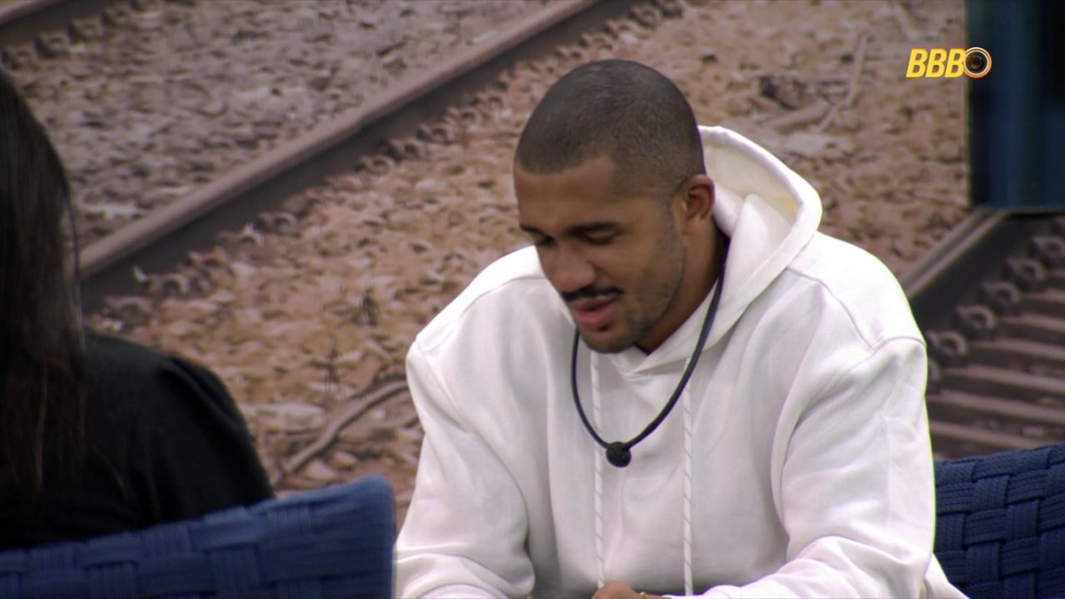 canalantenados's tweet image. 🔥 Matheus orientou Sol sobre como manter o embate com Ana Paula.

Sol:  "Ela não vem me provocar, porque sabe que eu vou pra cima dela."

Matheus: "Mas tu tem que frisar que é ela que parte pra agressão: ‘Quem é barraqueira aqui é tu. Eu posso gritar, mas quem parte pra agressão…