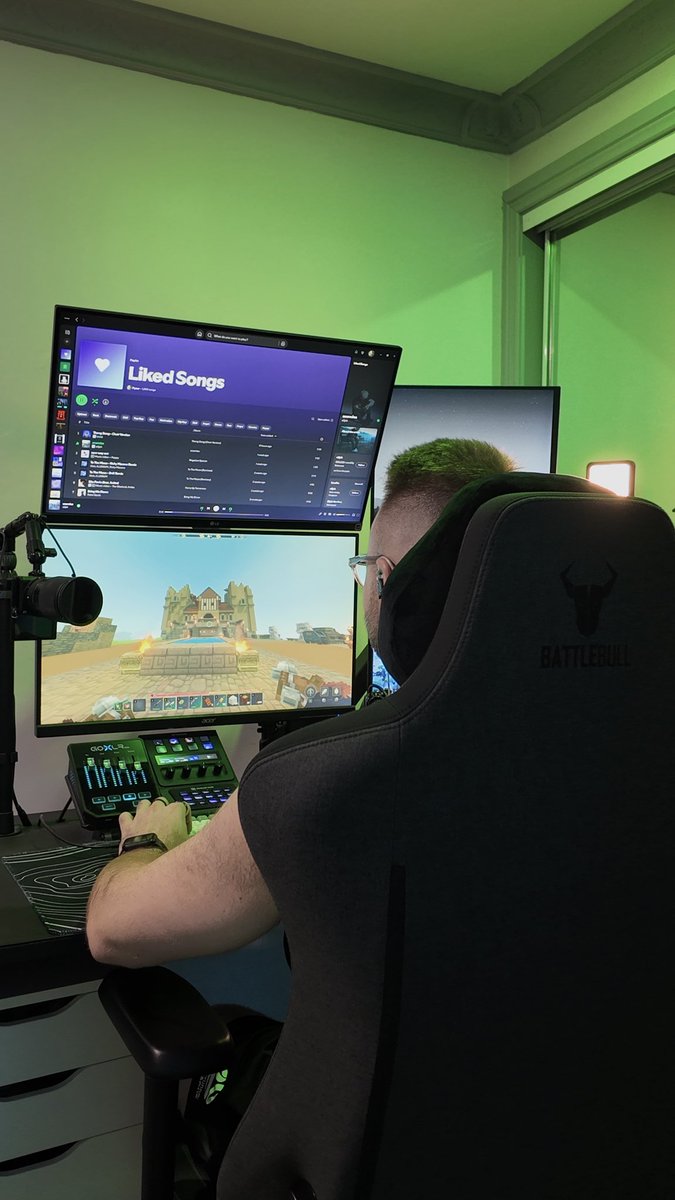 𝓟𝔂𝓸𝓪𝓻 tweet media