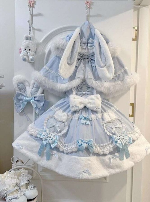 うさ様✩✩✩✩✩ワンピース✩ケープ2着