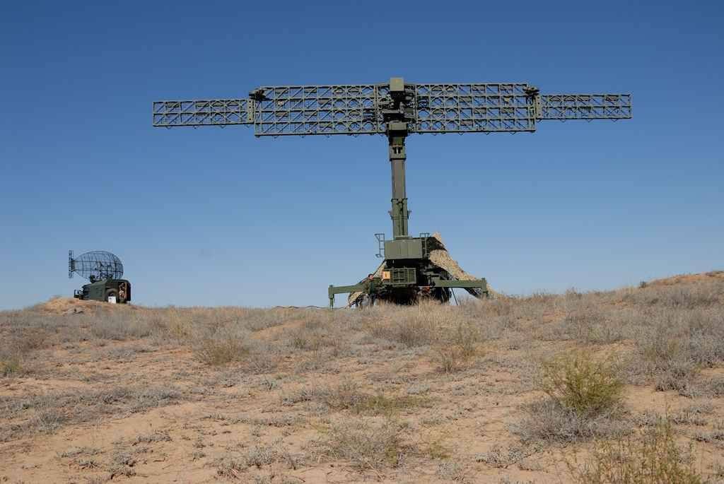 🔴⚡BREAKING:

Iran has deployed the Belarusian-made Vostok-1 radar system to bolster its air defenses.

The radar can detect aerial targets at ranges of up to 360 km and altitudes of up to 30-35 km.